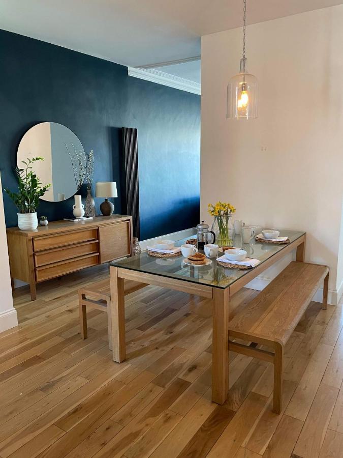The Clock Tower Apartment - Spacious, Modern, 2 Bed Room Apartment , Southsea With Free Parking - Sleeps 4 Portsmouth Luaran gambar