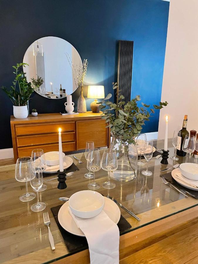 The Clock Tower Apartment - Spacious, Modern, 2 Bed Room Apartment , Southsea With Free Parking - Sleeps 4 Portsmouth Luaran gambar